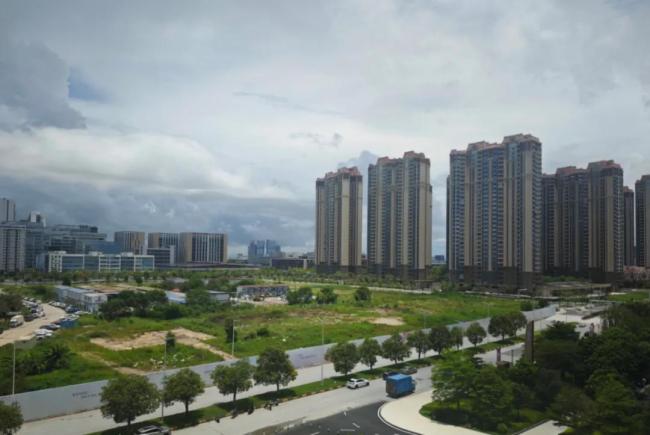 大桥通房价涨是“画饼”？深中通道通车一年，“饼”熟了，房卖不动了