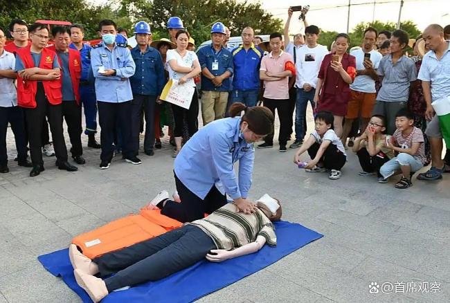 衡阳男子救人遭质疑 无知与偏见的反思
