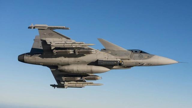 博主：巴枭龙战机携胜利余威降落英国 实战荣耀参展RIAT