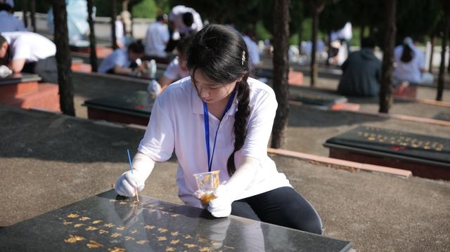 信阳师范大学：“学承传”三位一体 赓续大别山红色血脉