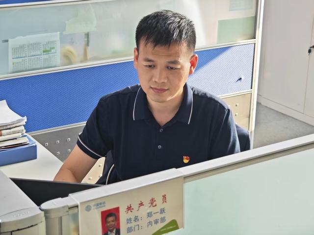 凡人微光！河南移动工作人员郑一跃 救人后悄然离去