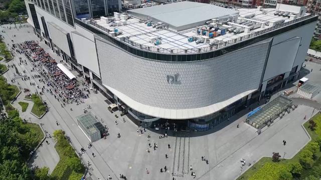 胖东来半年狂揽117亿！对各地促消费有何启示∣豫观察