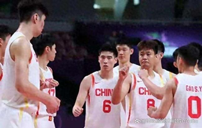 中国男篮决赛对阵澳大利亚胜算几何 临场发挥定乾坤