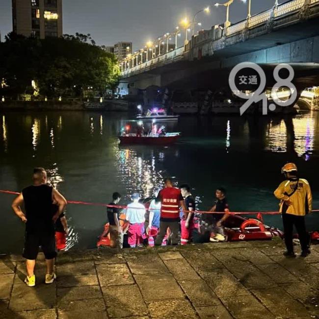 夫妻吵架丈夫跳河不幸溺亡 深夜救援未果