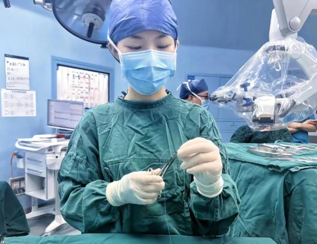 护士下班路上救大伯一命“我是护士！”