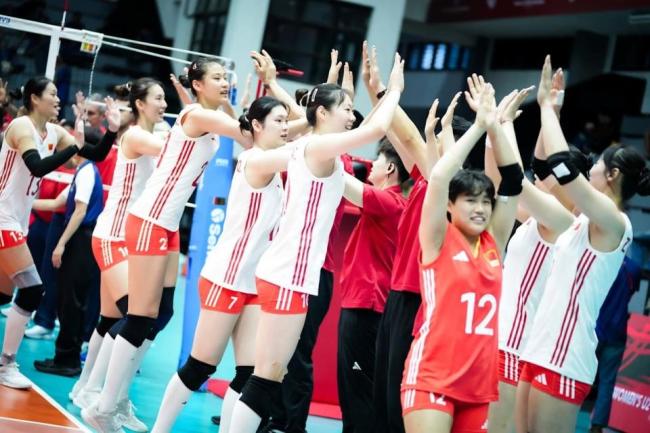 中国U21女排3-0横扫美国 五战全胜晋级16强