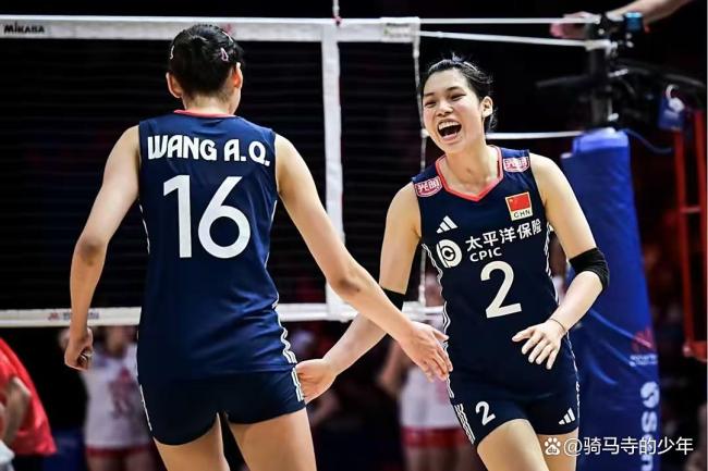 战术板 中国女排3-1赢球仍暴露问题，两大主攻低迷，唐欣成重要棋子