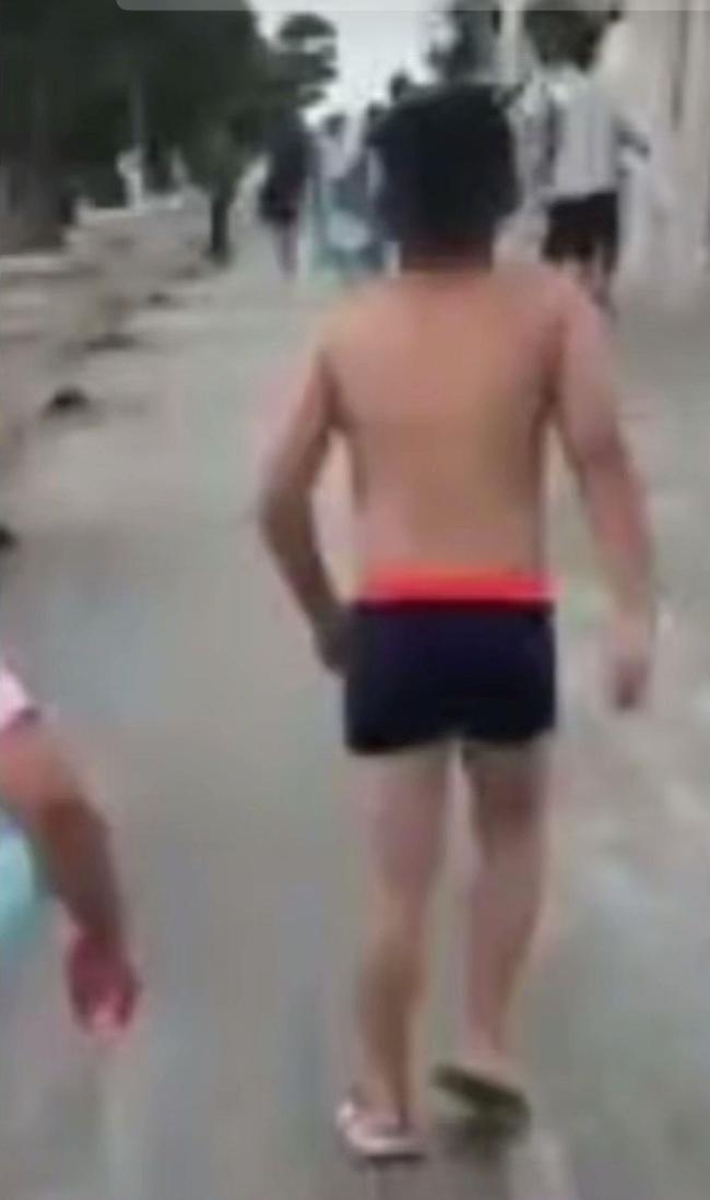 广西北海：8岁男孩随家人旅游时在沙滩上走失