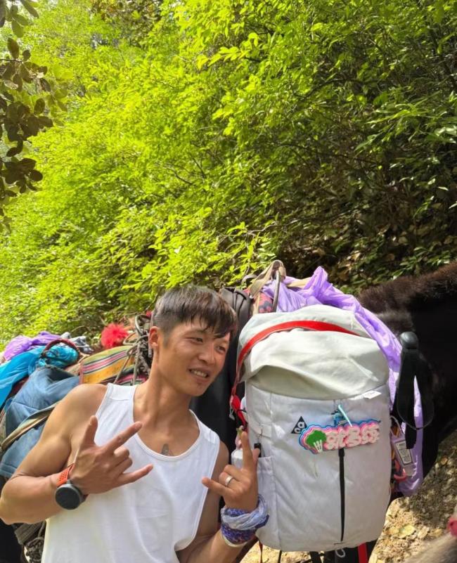 男子雪山失联 女友悬赏20万寻人 家人焦急等待音讯