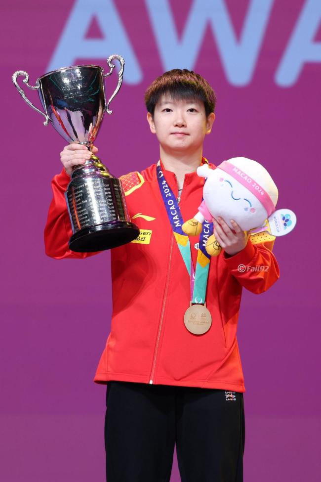 老瓦盛赞：孙颖莎乃史上最全面乒乓球运动员