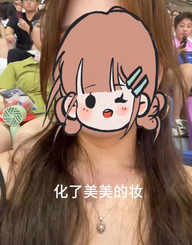 谢霆锋演唱会观众中暑被120拉走 高温下的小插曲