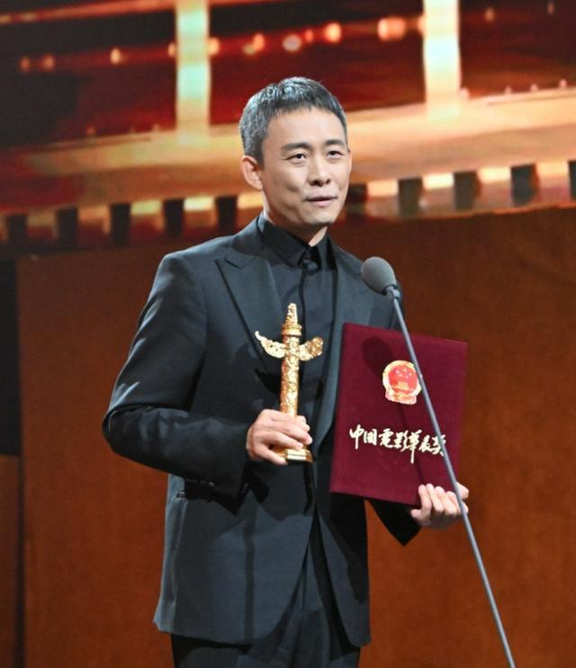 张译获评一级演员，此前曾在“二封”华表影帝后宣布暂时息影