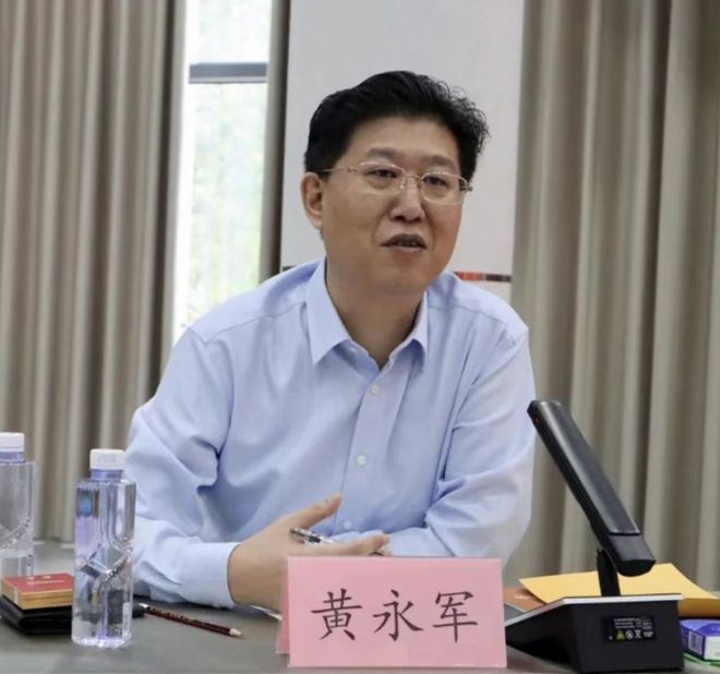 6.9万股东踩雷？*ST东通51岁董事长突遭立案