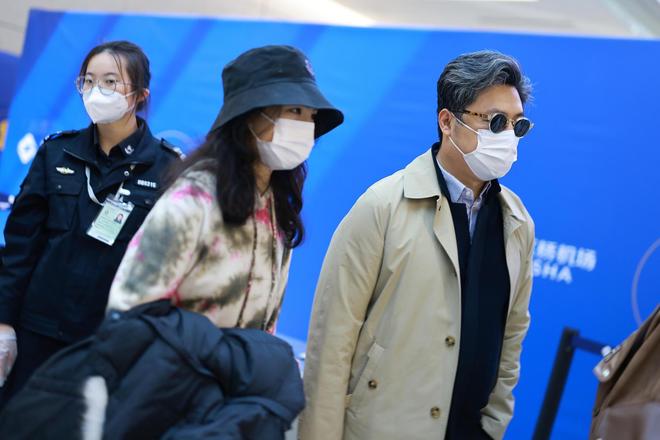 王岳伦拟注销女儿王诗龄名字相关的品牌管理公司，多年0人参加社保