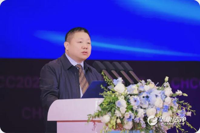 50岁董事长被留置，华康洁净股价大跌！60岁总经理代为履职