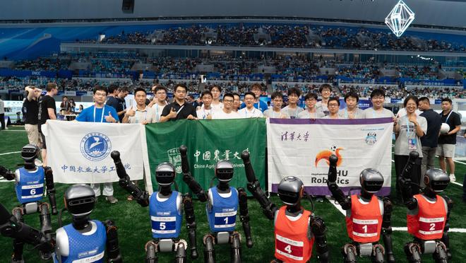 中国足球双胜德国夺冠！主角是全自主、无操控的机器人