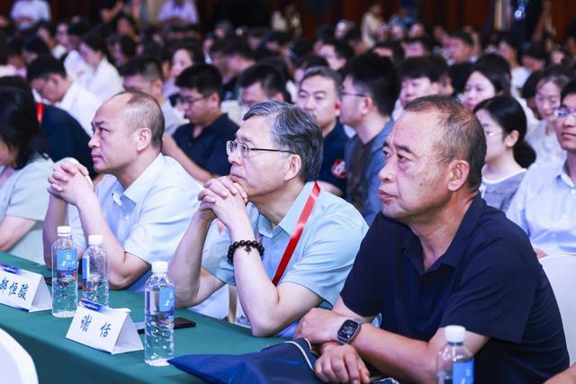 2025CACA华中整合肿瘤学大会在郑州成功召开