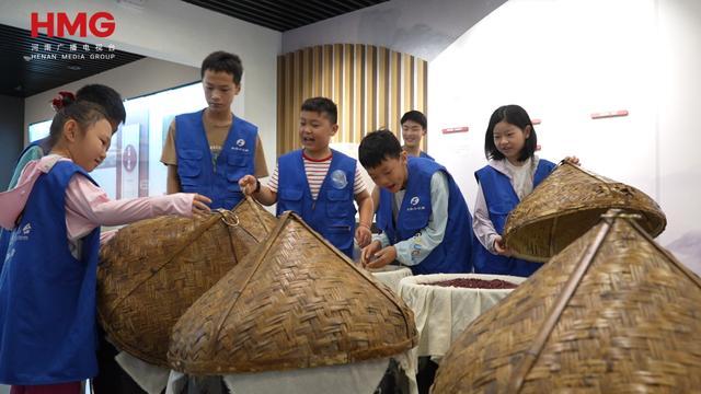 【家门口的骄傲】新象少年团：品“妈妈”味道 游户外课堂
