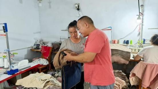 安阳市马家乡：开展服装加工点消防“安检”拧紧安全螺丝钉