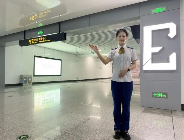 本周五，郑州地铁部分线路延时服务，多举措保障乘客出行！
