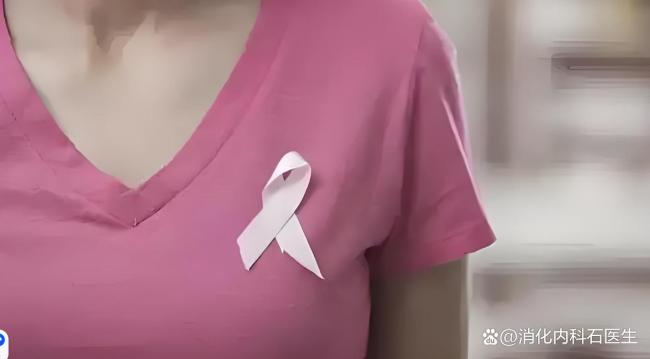 摸到疙瘩确诊乳腺癌 年轻女性需警惕无痛异常