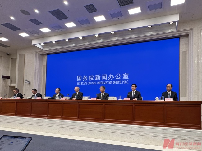 去年我国刑事案件立案数同比下降25.7%
