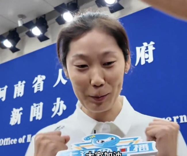 朱婷回河南助力家乡排球赛事