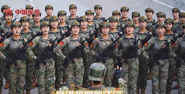 2019年阅兵火遍全网的女兵再次受阅