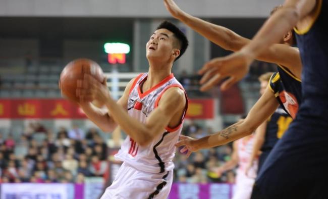 中国U16男篮晋级亚洲杯八强 逆转韩国锁定头名
