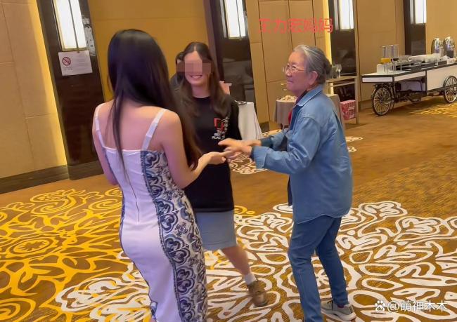 王力宏新女友疑曝光 演唱会庆功宴现端倪