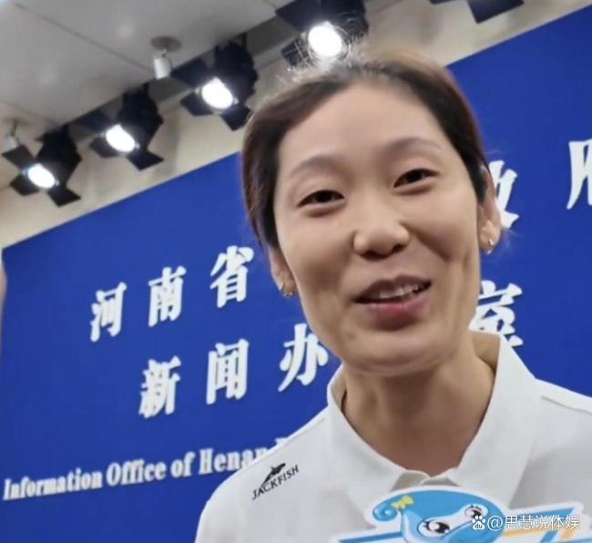 朱婷回河南助力家乡排球赛事 荣耀归来注入新活力