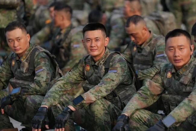 刷屏全网的“最帅兵哥”，是他！